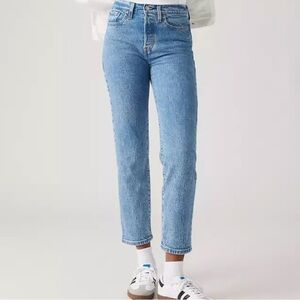 Levi's WEDGIE Premium Straight leg Ankle Jeans Sz 29
